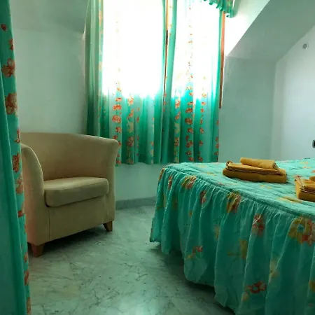 Апартаменты Geranios Адехе