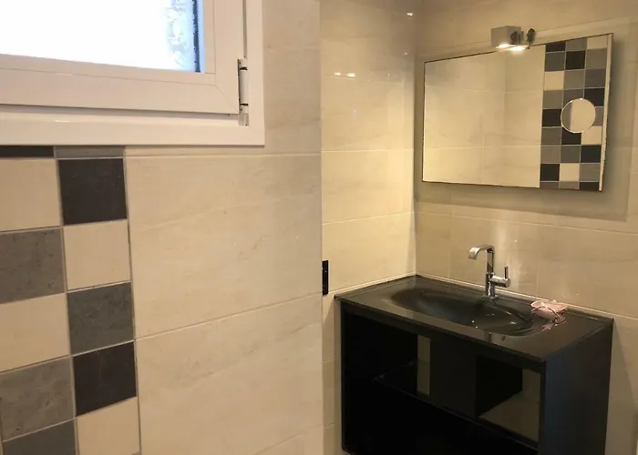 Geranios Апартаменти *