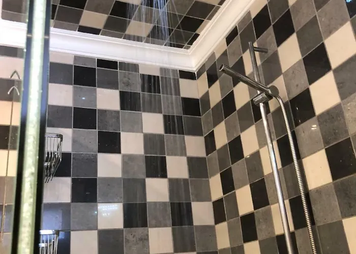 Апартаменти Geranios Адехе